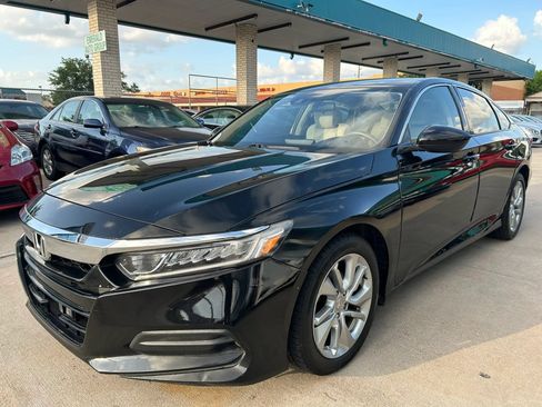 Used 2018 Honda Accord LX image 1