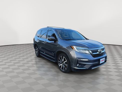 Used 2022 Honda Pilot Elite image 3