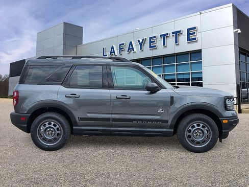 New 2024 Ford Bronco Sport Outer Banks image 2