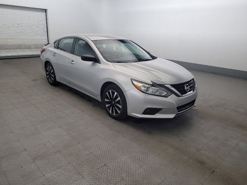 Used 2018 Nissan Altima 2.5 SV FWD image 13