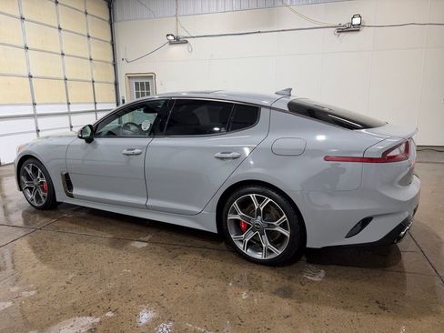Used 2021 Kia Stinger GT2 AWD/4WD image 17