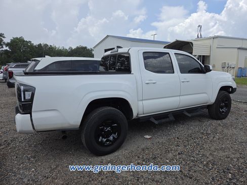 Used 2023 Toyota Tacoma SR AWD/4WD image 6