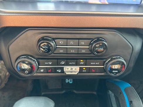 Used 2023 Ford Bronco Outer Banks AWD/4WD image 20