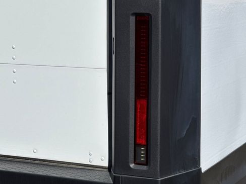 Used 2023 Chevrolet Brightdrop 600 w/ Active Safety Package 2 AWD/4WD image 32