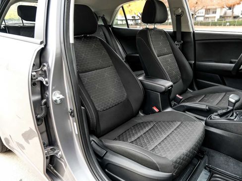 Used 2023 Kia Rio S image 29