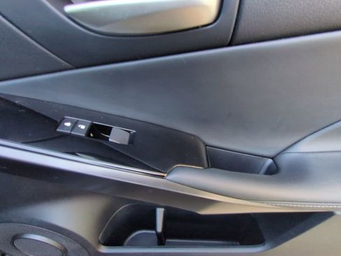 Used 2024 Lexus IS 350 F Sport RWD image 28