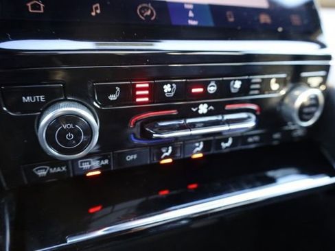 Used 2022 Jeep Grand Cherokee L Overland image 29