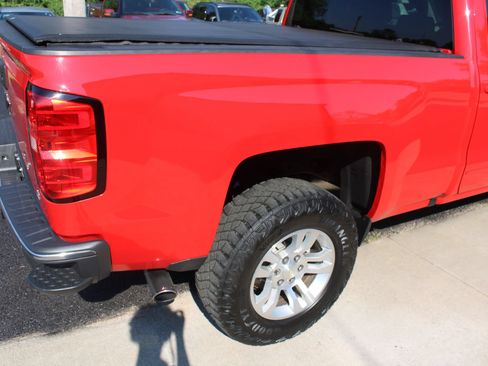 Used 2017 Chevrolet Silverado 1500 LT w/ All Star Edition AWD/4WD image 10