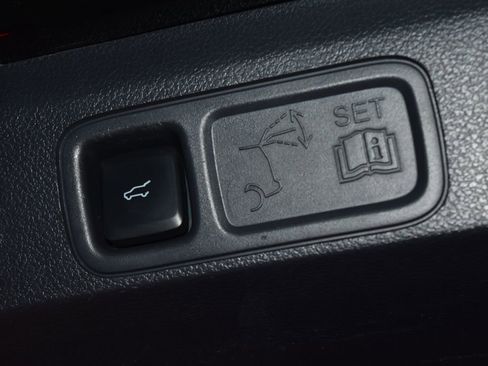 Used 2024 Ford Expedition Max Limited image 34