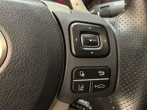 Used 2018 Lexus IS 350 F Sport image 14