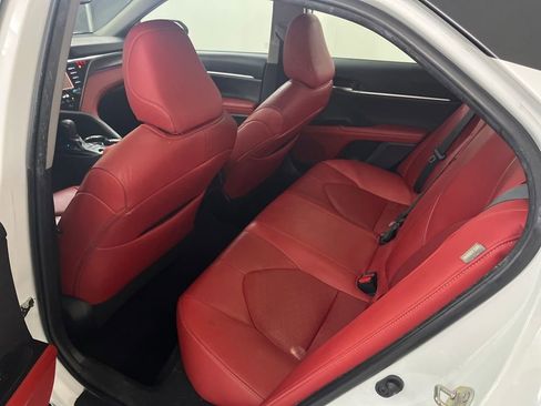 Used 2019 Toyota Camry XSE image 23