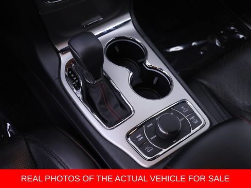 Used 2018 Jeep Grand Cherokee Trailhawk w/ Trailhawk Luxury Group AWD/4WD image 12