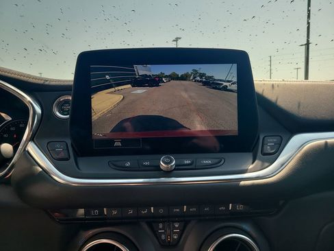 Used 2023 Chevrolet Blazer LT image 20