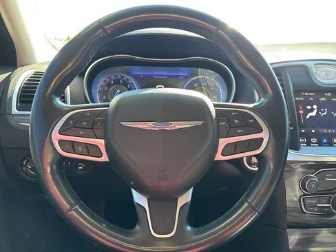 Used 2021 Chrysler 300 Touring w/ Sport Appearance Package image 15
