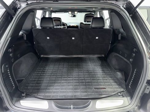 Used 2019 Jeep Grand Cherokee Limited w/ Trailer Tow Group IV image 29