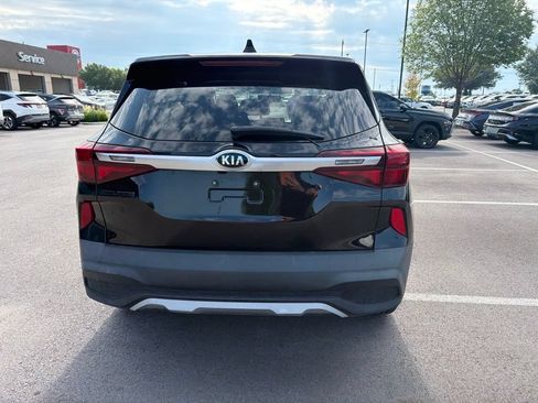 Used 2021 Kia Seltos LX AWD/4WD image 7