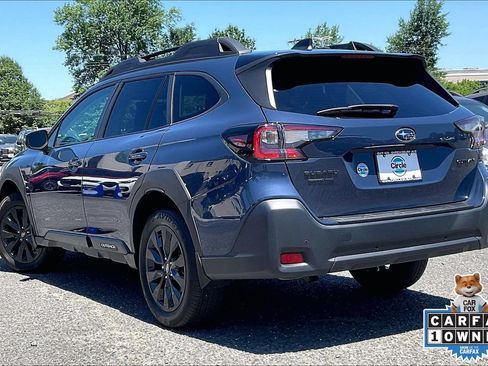 Used 2025 Subaru Outback Onyx Edition AWD/4WD image 13