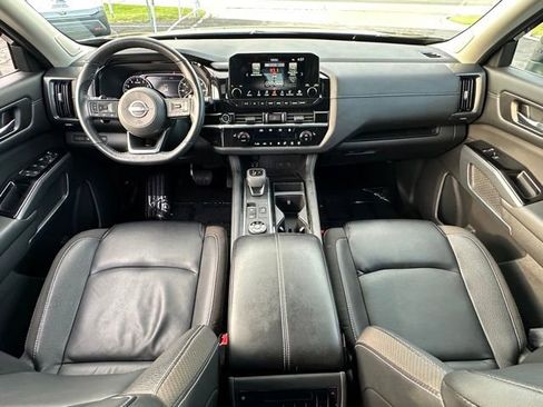 Certified 2023 Nissan Pathfinder SL w/ SL Premium Package AWD/4WD image 28