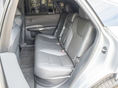 Used 2024 Lexus RX 350h w/ Convenience Package image 17