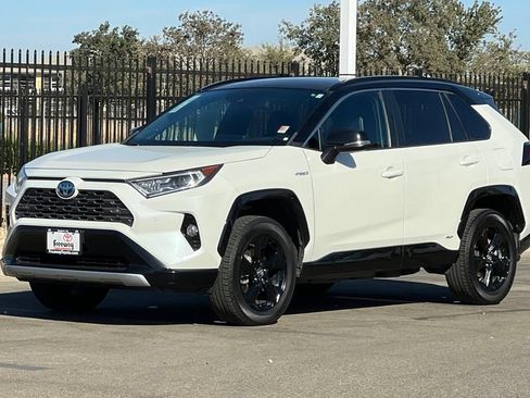 Certified 2021 Toyota RAV4 XSE AWD/4WD image 10