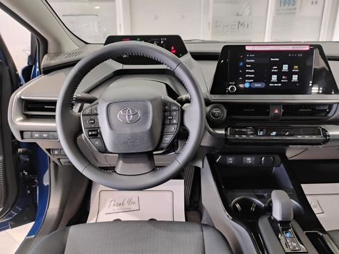 Used 2026 Toyota Prius LE image 25