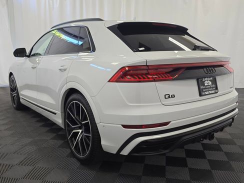 Used 2021 Audi Q8 Prestige w/ Prestige Package image 4