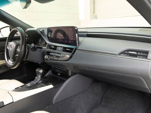 Used 2022 Lexus ES 350 w/ Accessory Package 2 FWD image 28