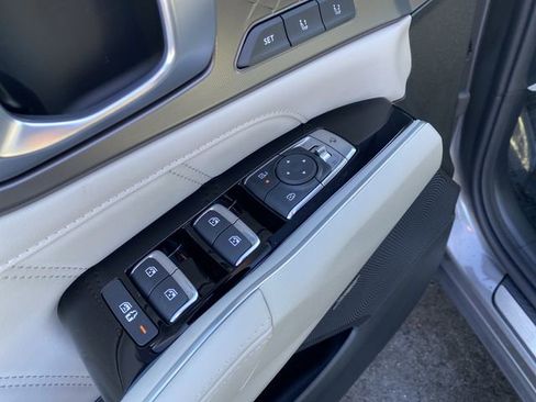 New 2026 Kia Sorento SX Prestige AWD/4WD image 37