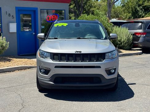 Used 2021 Jeep Compass Latitude image 2