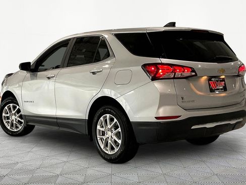 Used 2022 Chevrolet Equinox LT AWD/4WD image 4