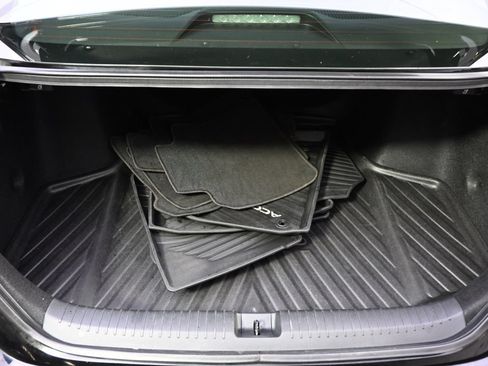 Used 2023 Honda Accord EX image 19
