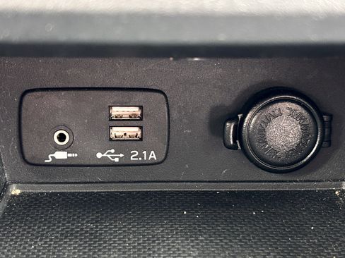 Used 2023 Subaru Crosstrek 2.5i Limited image 30