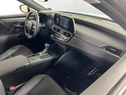 Used 2022 Lexus ES 350 w/ Premium Package image 28