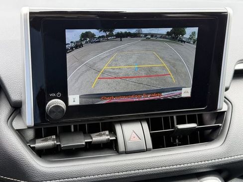 Certified 2025 Toyota RAV4 LE image 18