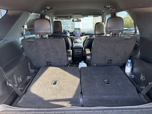 Used 2020 Ford Explorer ST w/ Premium Technology Package image 10