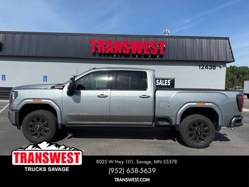 Used 2024 GMC Sierra 3500 AT4 w/ AT4 Premium Plus Package AWD/4WD image 2