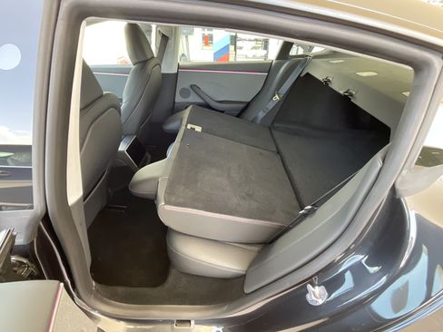 Used 2025 Tesla Model 3 Long Range RWD image 23