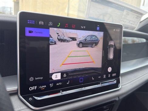 New 2026 Volkswagen Tiguan SE R-Line image 19