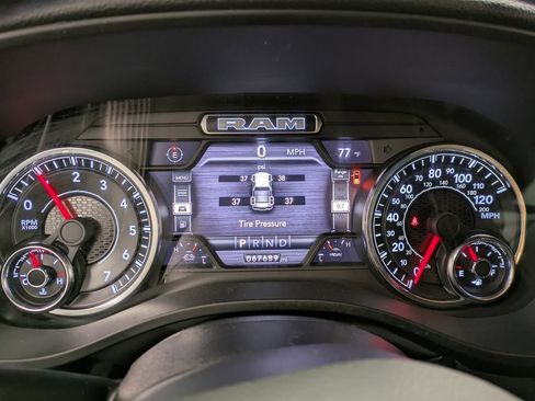 Used 2022 RAM 1500 Big Horn AWD/4WD image 16