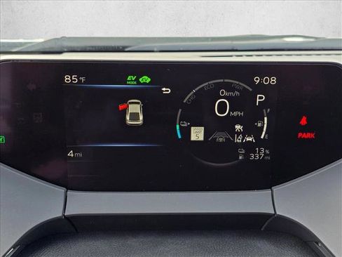 New 2026 Toyota Prius Plug-In Hybrid FWD image 10