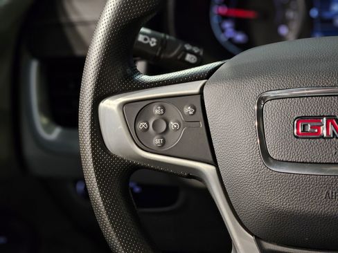 Used 2023 GMC Terrain SLE image 26