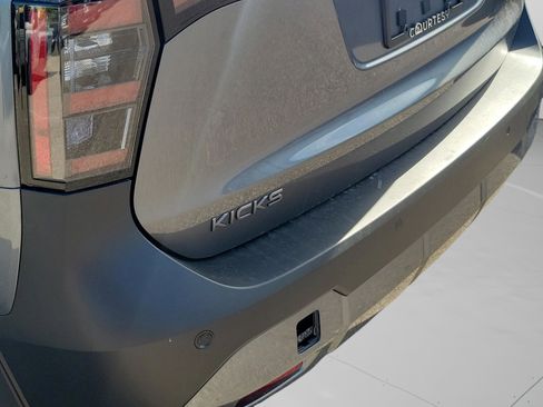 New 2026 Nissan Kicks S image 7