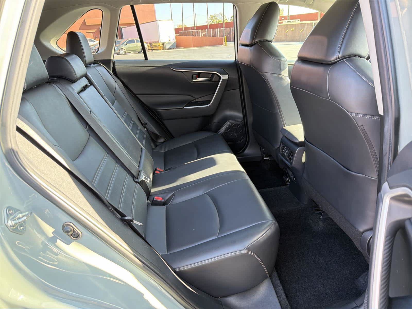 Used 2023 Toyota RAV4 XLE Premium FWD image 14