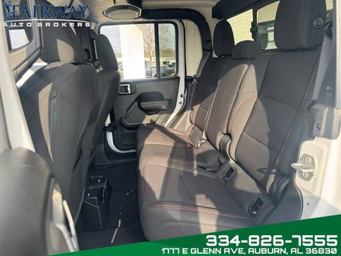 Used 2023 Jeep Gladiator Rubicon w/ LED Lighting Group image 11