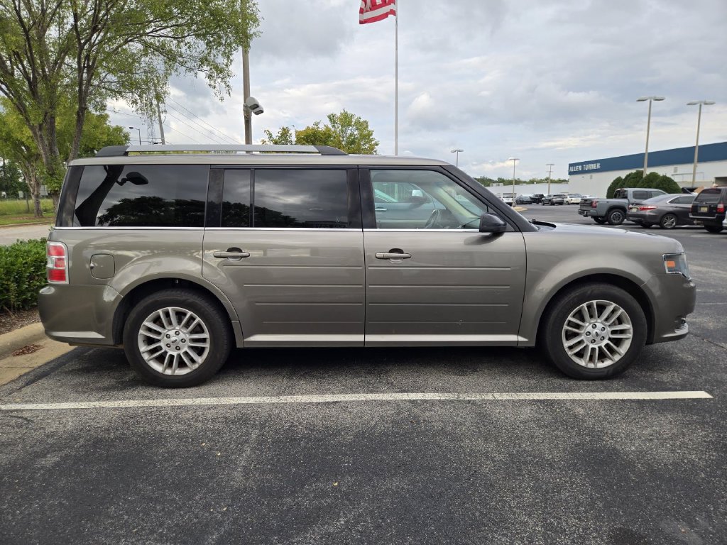 Used 2014 Ford Flex SEL w/ Equipment Group 202A FWD image 7