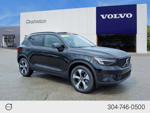 New 2026 Volvo XC40 B5 Core w/ Protection Package Premier AWD/4WD image 1