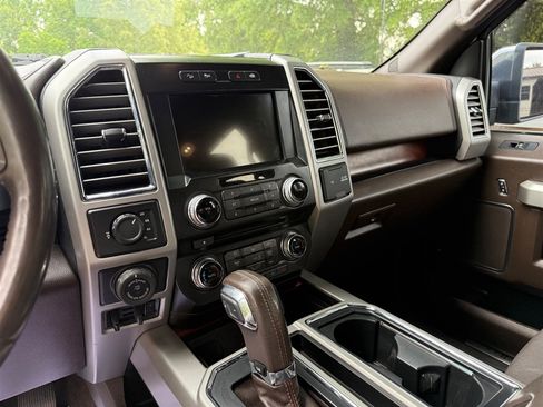 Used 2016 Ford F150 King Ranch w/ Equipment Group 601A Luxury AWD/4WD image 13