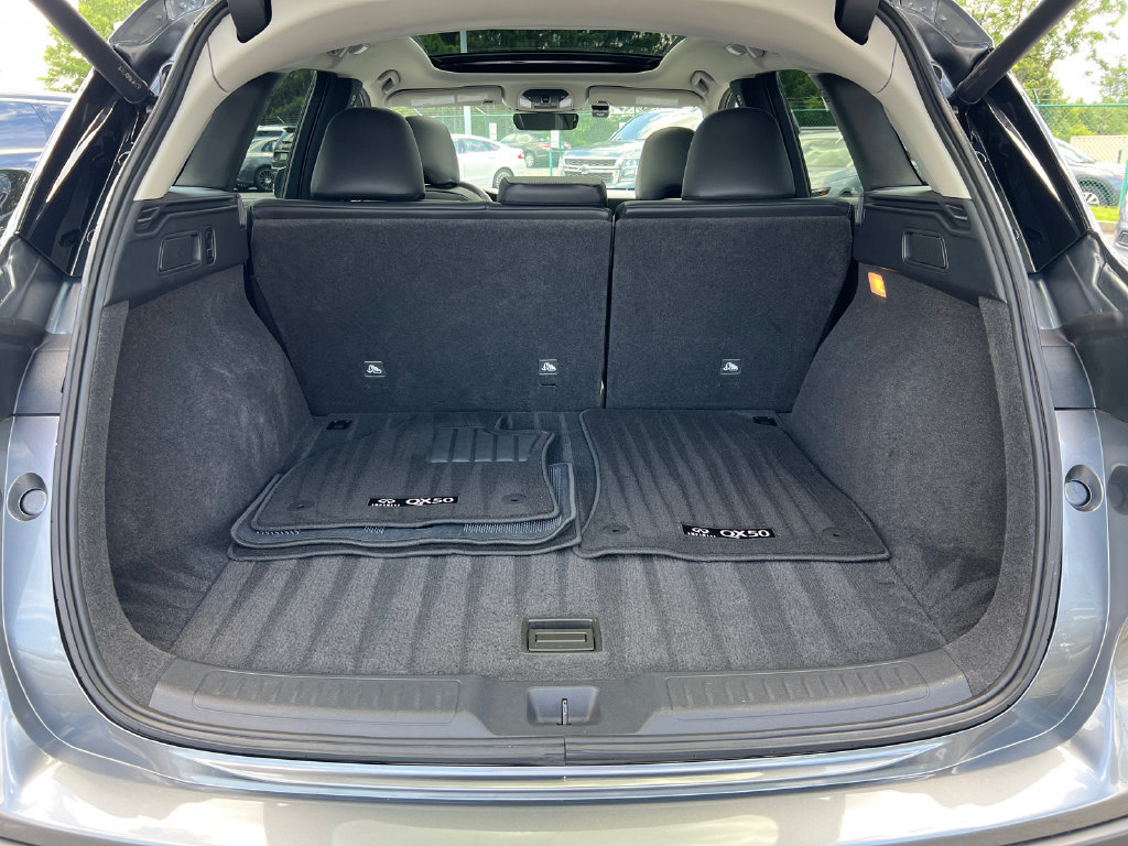 Used 2025 INFINITI QX50 Luxe AWD/4WD image 18