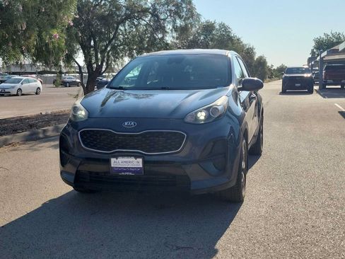 Used 2020 Kia Sportage LX FWD image 3