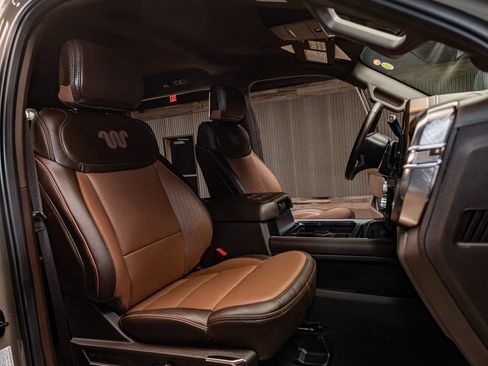 Used 2026 Ford F250 King Ranch w/ Chrome Package image 28